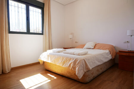 pinialabs sunrise suite room